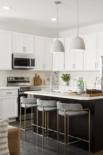 Townhome model kitchen at the espen